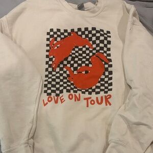 Graphic Crewneck Sweater - White and Red